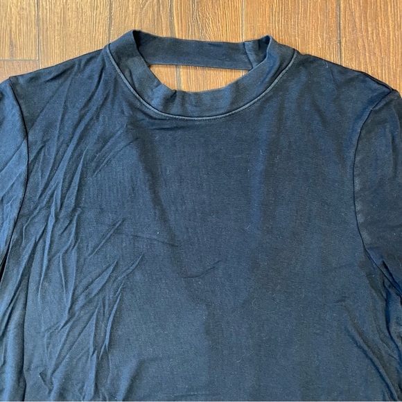 American Eagle soft and sexy high neck keyhole back top SZ MED - Picture 2 of 5